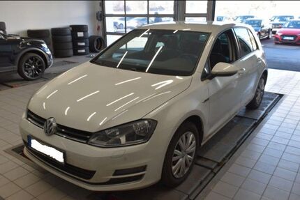VW Golf 92.092 km 11.450 &euro; Köln 51103