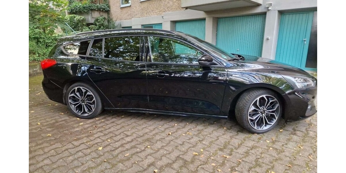 Ford Focus 65.987 km 18.000 &euro; Köln 50667