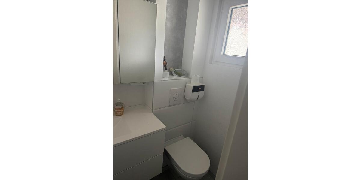 Reihenhaus Niederkassel - 4 Zimmer, 95 m&sup2;, 450.000&euro; | Angebot:26799570
