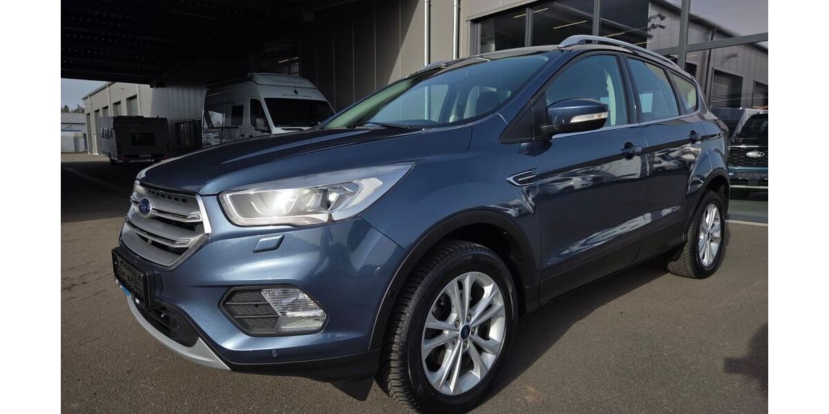 Ford Kuga 33.424 km 15.880 &euro; Düren 52351