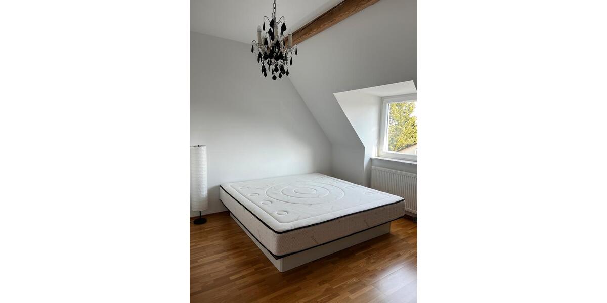 Dachgeschoßwohnung Köln Kalk - 3 Zimmer, 70 m&sup2;, 1.500&euro; | Angebot:25933026