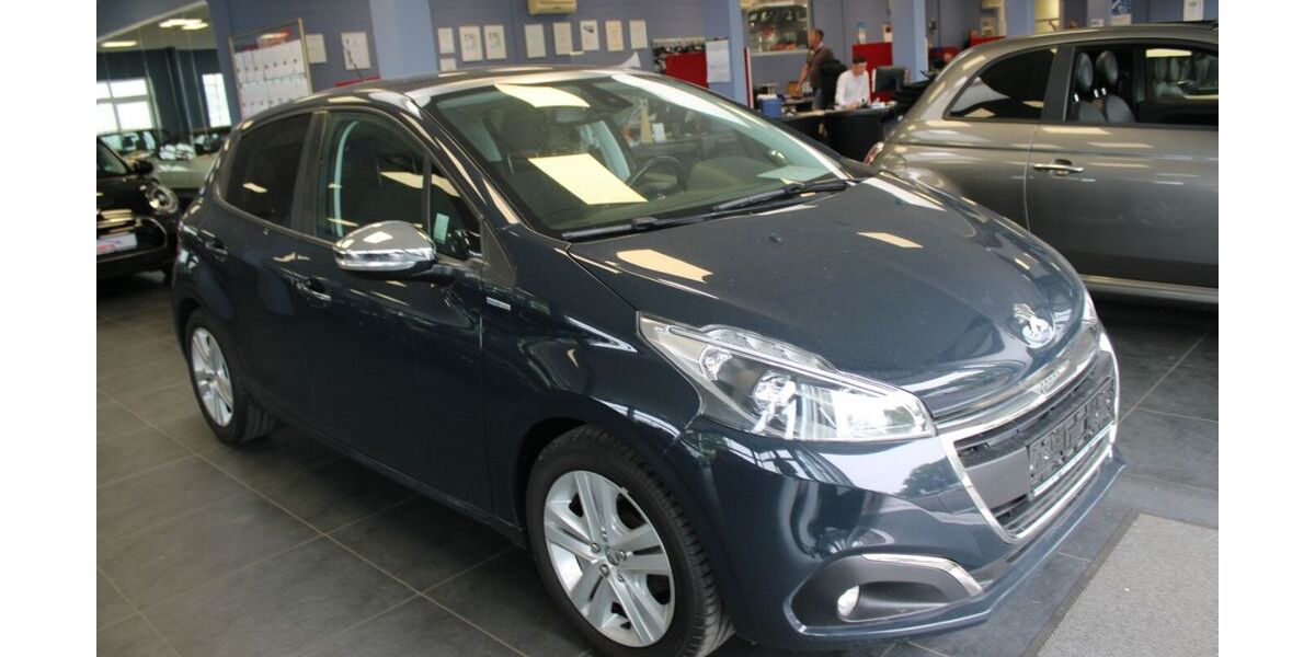 Peugeot 208 62.084 km 7.980 &euro; Euskirchen 53881