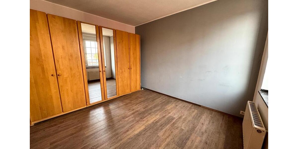 Reihenhaus Jüchen - 6 Zimmer, 130 m&sup2;, 295.000&euro; | Angebot:24855508