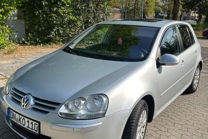 VW Golf 257.000 km 2.600 &euro; Düren 52349