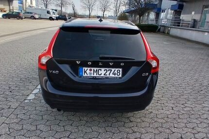 Volvo V60 162.300 km 11.500 &euro; Köln 51103