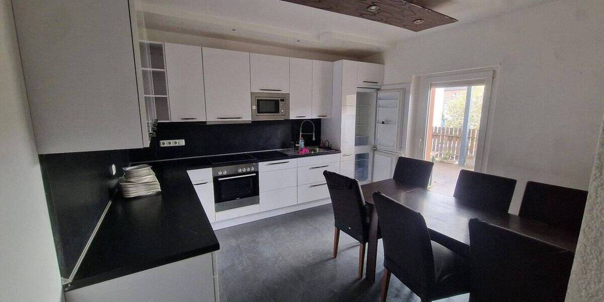 Reihenmittelhaus Düren Birkesdorf - 4 Zimmer, 120 m&sup2;, 1.200&euro; | Angebot:25984607