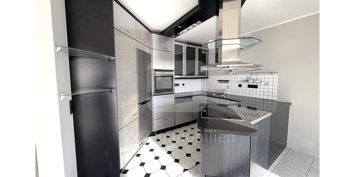 Etagenwohnung Köln Porz - 3 Zimmer, 94 m&sup2;, 1.800&euro; | Angebot:24820270