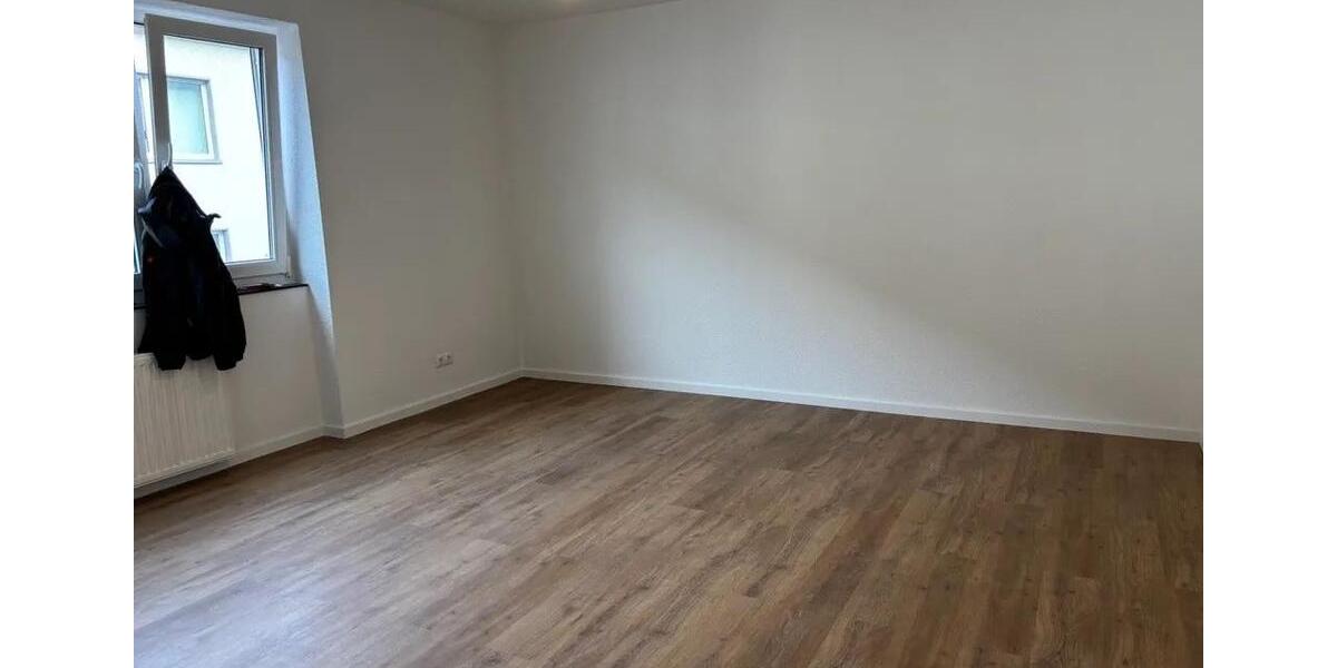 Etagenwohnung Köln Ehrenfeld - 1 Zimmer, 32 m&sup2;, 405&euro; | Angebot:23475431