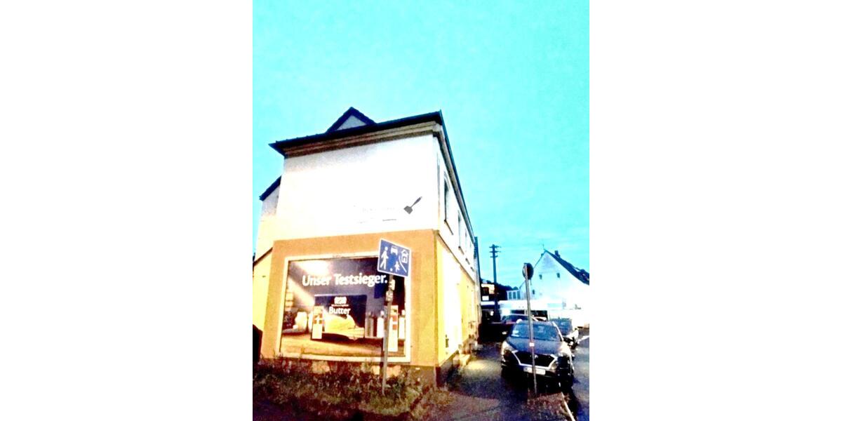 Wohn- und Geschäftshaus in Köln-Hochkirchen - gleichermaßen interessant für Eigennutzer und Kapitalanleger - Mehrfamilienhaus, Wohnhaus Köln Rodenkirchen (Hochkirchen) | Angebot:24469287