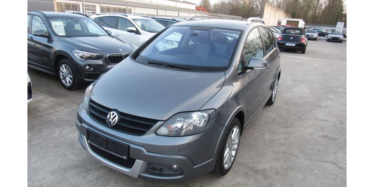 VW Golf 95.000 km 7.900 &euro; Leverkusen 51371