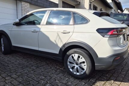 VW Taigo 45.000 km 19.490 &euro; Köln 50679