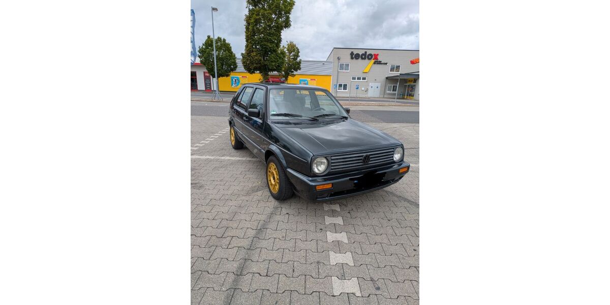 VW Golf 90.300 km 2.500 &euro; Grevenbroich 41516