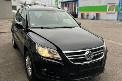 VW Tiguan 259.020 km 4.600 &euro; Düren 52351