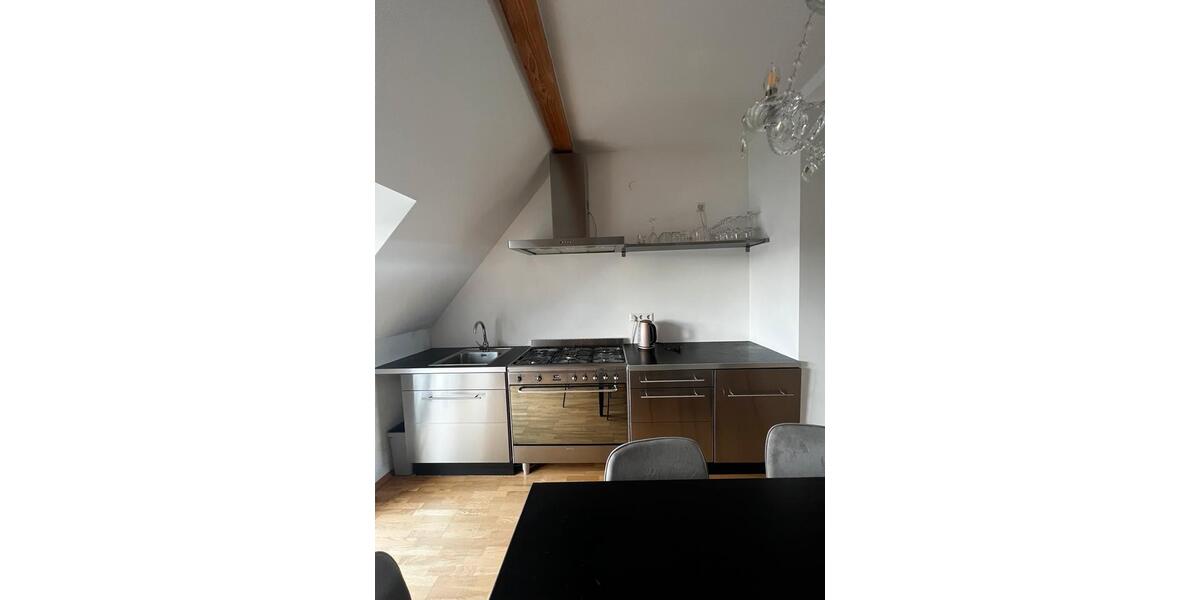 Dachgeschoßwohnung Köln Kalk - 3 Zimmer, 70 m&sup2;, 1.500&euro; | Angebot:25933026