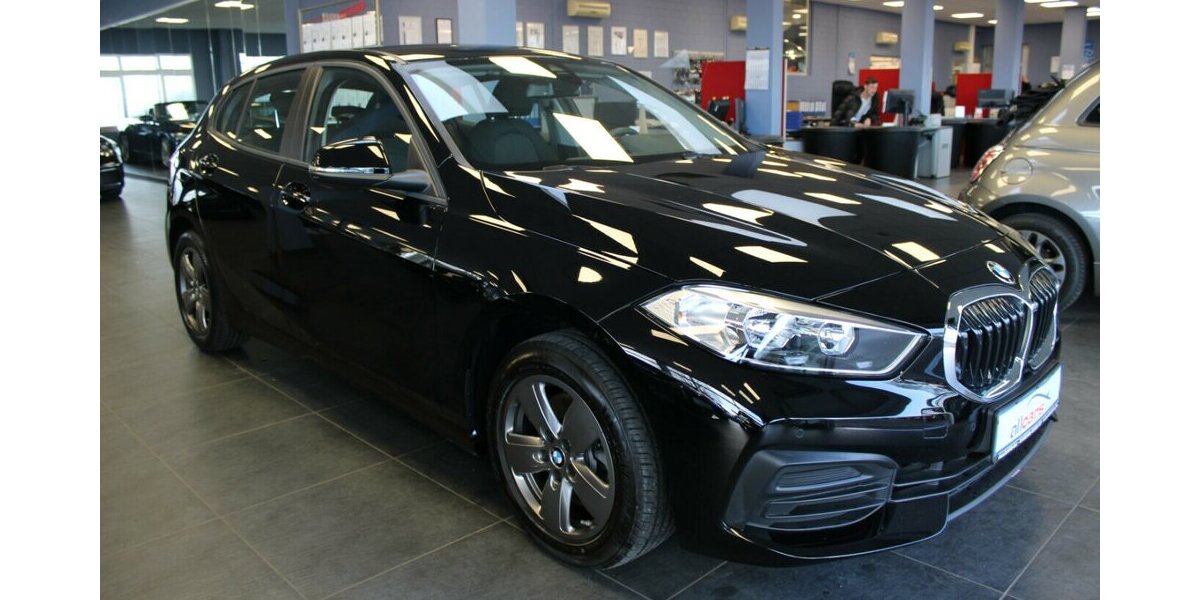 BMW 118 118d Aut. Advantage 15.390 km 21.980 &euro; Euskirchen 53881