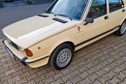 Alfa Romeo Giulietta 90.157 km 15.000 &euro; Köln 51065