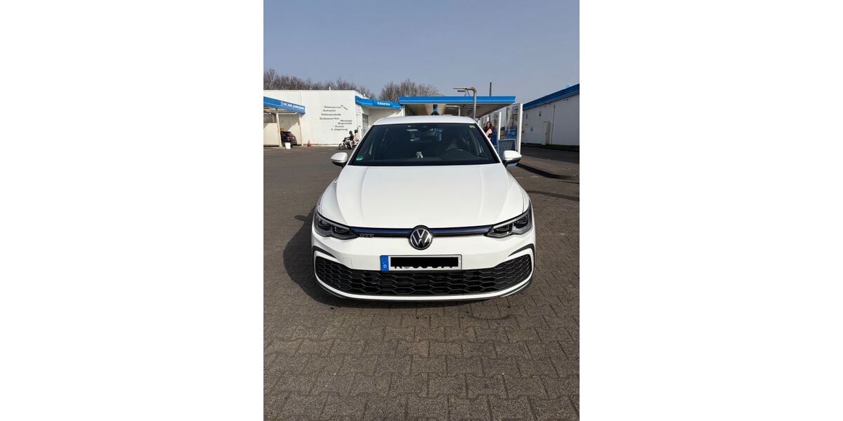 VW Golf 137.000 km 17.490 &euro; Köln 51107
