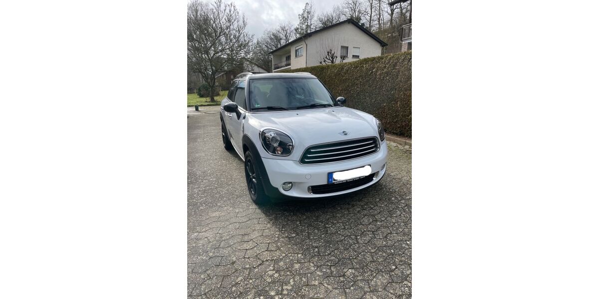 Mini Countryman D (Cooper) 185.015 km 8.800 &euro; Euskirchen 53881
