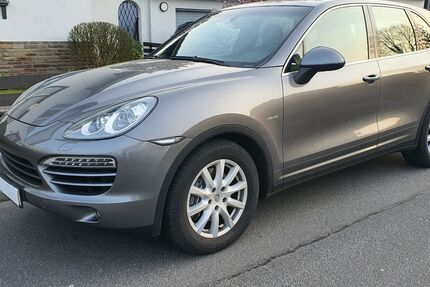 Porsche Cayenne 175.000 km 19.900 &euro; Köln 51109