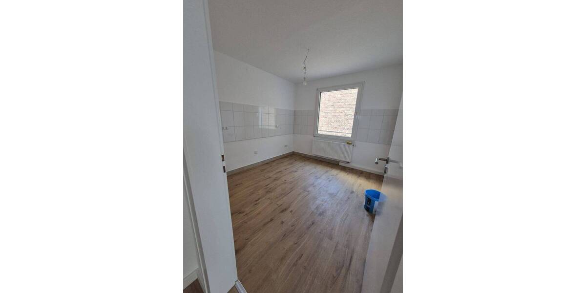 Etagenwohnung Köln Höhenberg - 3 Zimmer, 80 m&sup2;, 1.080&euro; | Angebot:25938841