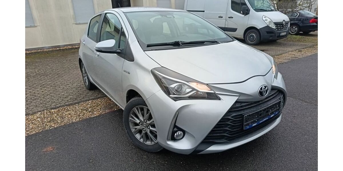 Toyota Yaris 59.000 km 12.999 &euro; Erftstadt 50374