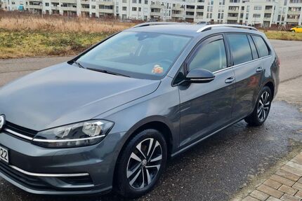 VW Golf 96.500 km 15.900 &euro; Köln 51105