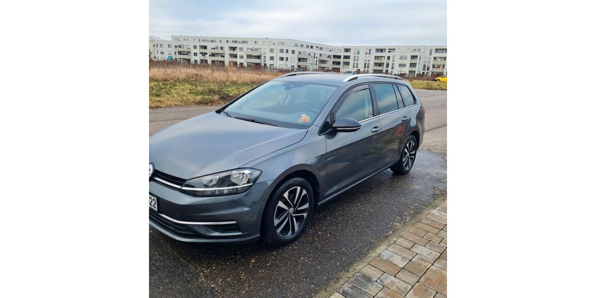VW Golf 96.500 km 15.900 &euro; Köln 51105