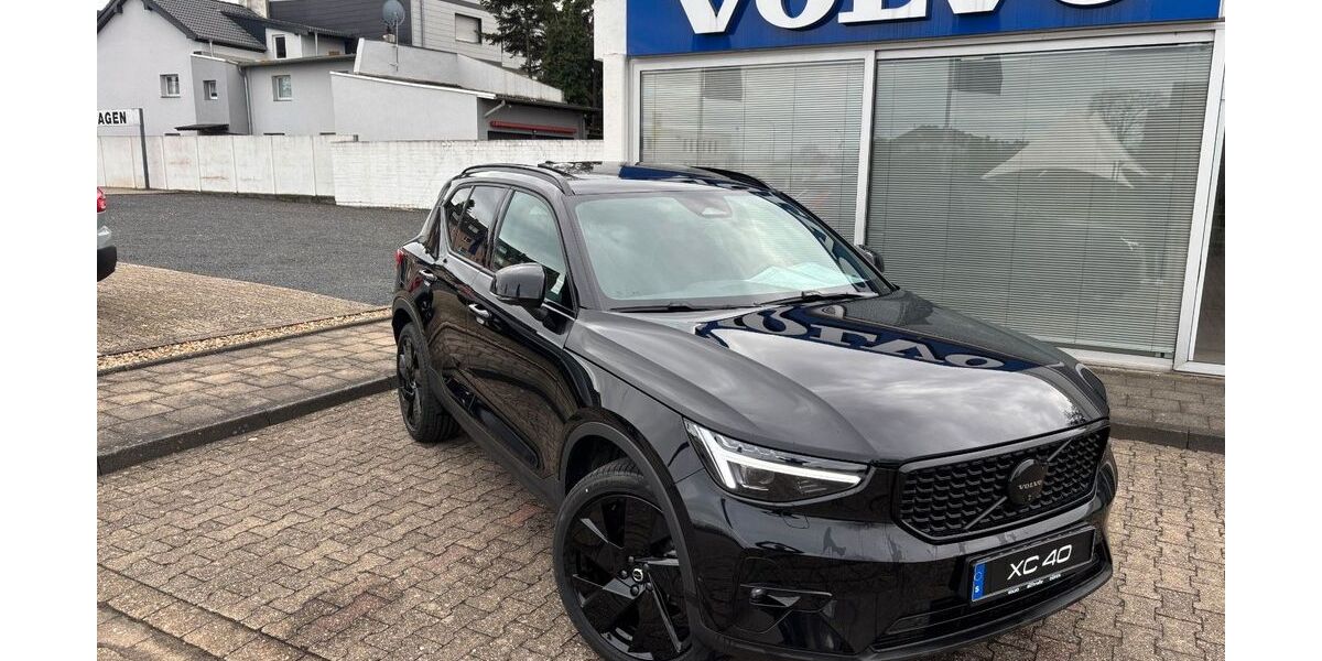 Volvo XC40 26.614 km 38.400 &euro; Düren 52351