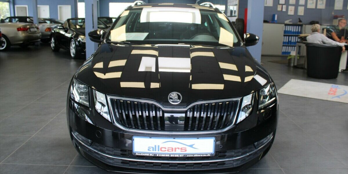 Skoda Octavia Combi 2.0 TSI DSG Style 116.742 km 16.980 &euro; Euskirchen 53881