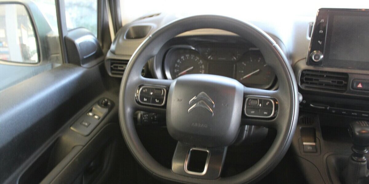 Citroen Berlingo 1.5 BlueHDI 130M - AHK - Head-Up - 132.598 km 10.980 &euro; Euskirchen 53881