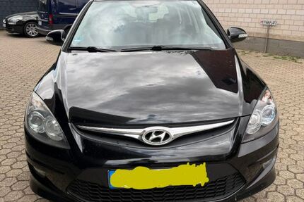 Hyundai i30 204.300 km 2.850 &euro; Euskirchen 53879