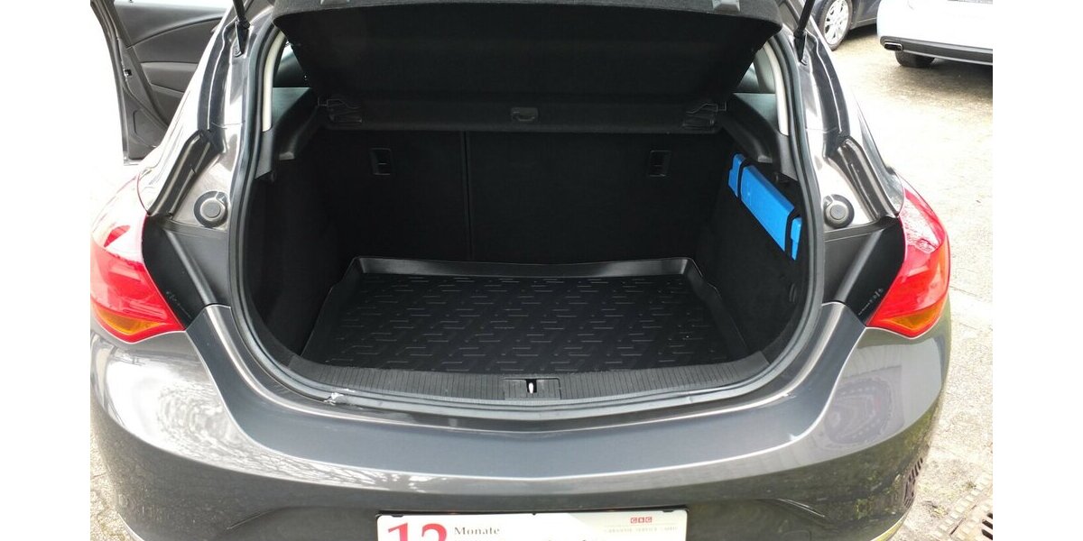 Opel Astra ACTIVE KLIMAANLAGE 17 ZOLL LMF TEMPOMAT 92.855 km 7.908 &euro; Köln 50858