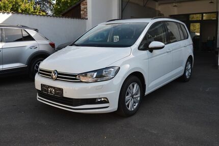 VW Touran 150.000 km 17.990 &euro; Köln Ostheim 51107