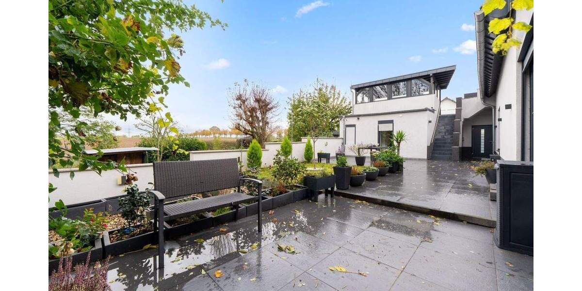 Einfamilienhaus Bergheim Hüchelhoven - 6 Zimmer, 180 m&sup2;, 850.000&euro; | Angebot:25737355