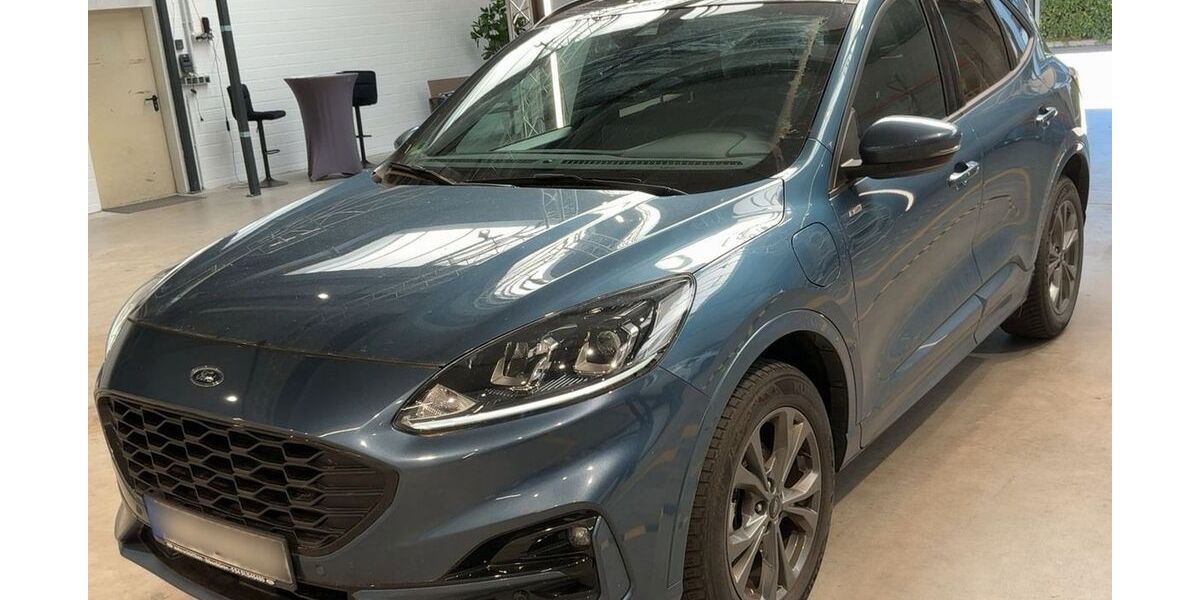 Ford Kuga 44.618 km 18.900 &euro; Köln 51145