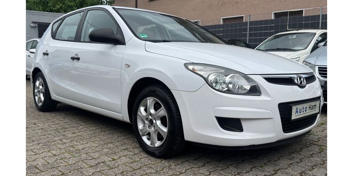 Hyundai i30 152.525 km 3.190 &euro; Köln 50858