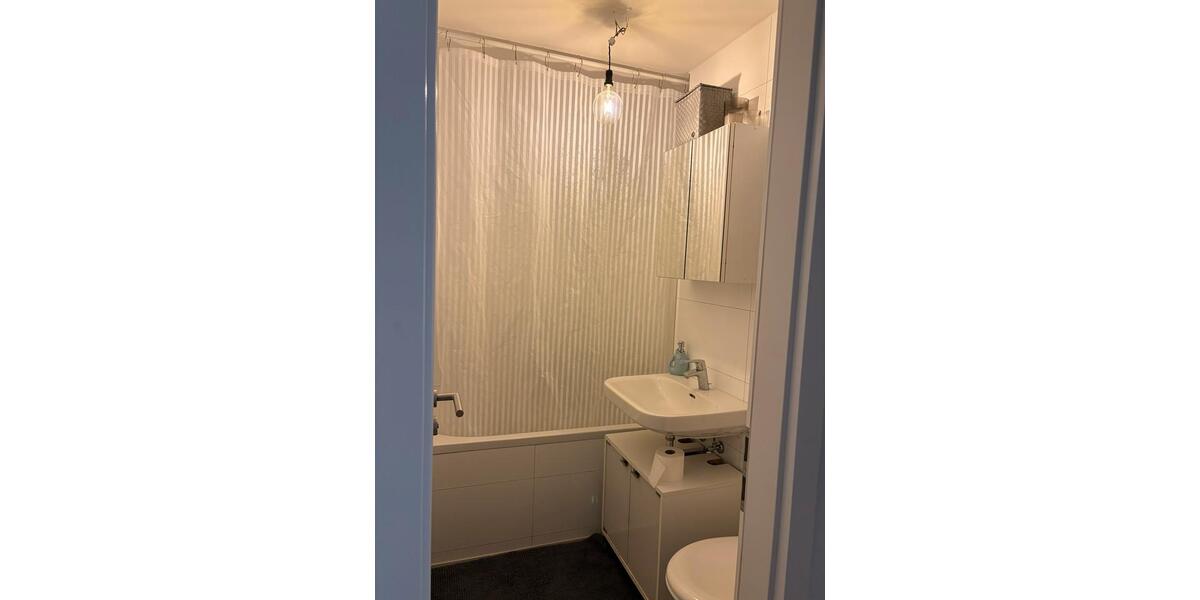 Etagenwohnung Köln Ehrenfeld - 2 Zimmer, 65 m&sup2;, 1.149&euro; | Angebot:26033812