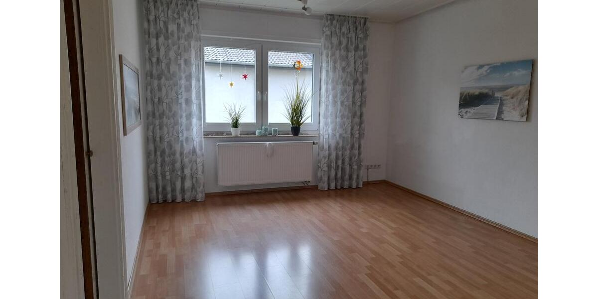 Etagenwohnung Brühl - 3 Zimmer, 70 m&sup2;, 767&euro; | Angebot:26122142