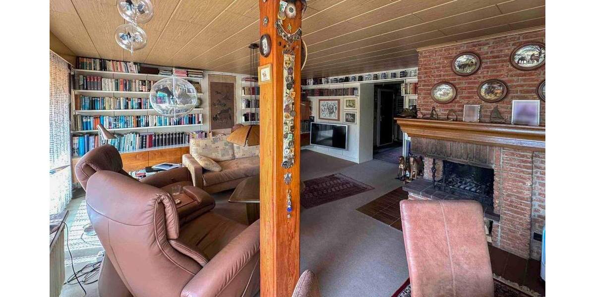 Etagenwohnung Neuss Rosellen - 2 Zimmer, 79 m&sup2;, 240.000&euro; | Angebot:25915364