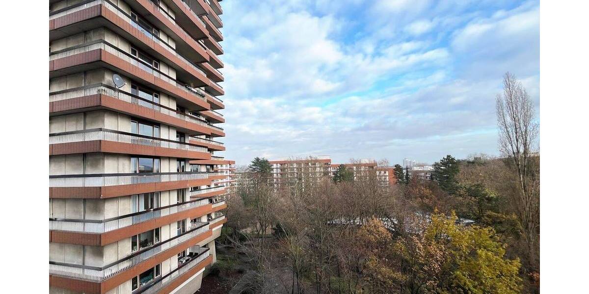 Etagenwohnung Köln Bayenthal - 4 Zimmer, 140 m&sup2;, 2.100&euro; | Angebot:26833510