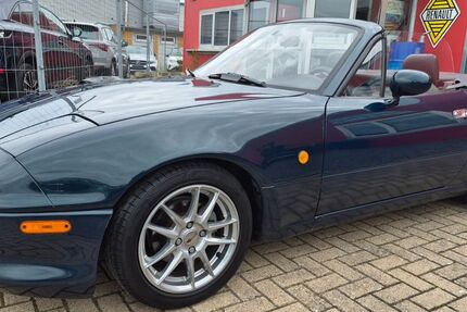 Mazda MX-5 147.000 km 9.490 &euro; Nideggen Embken 52385