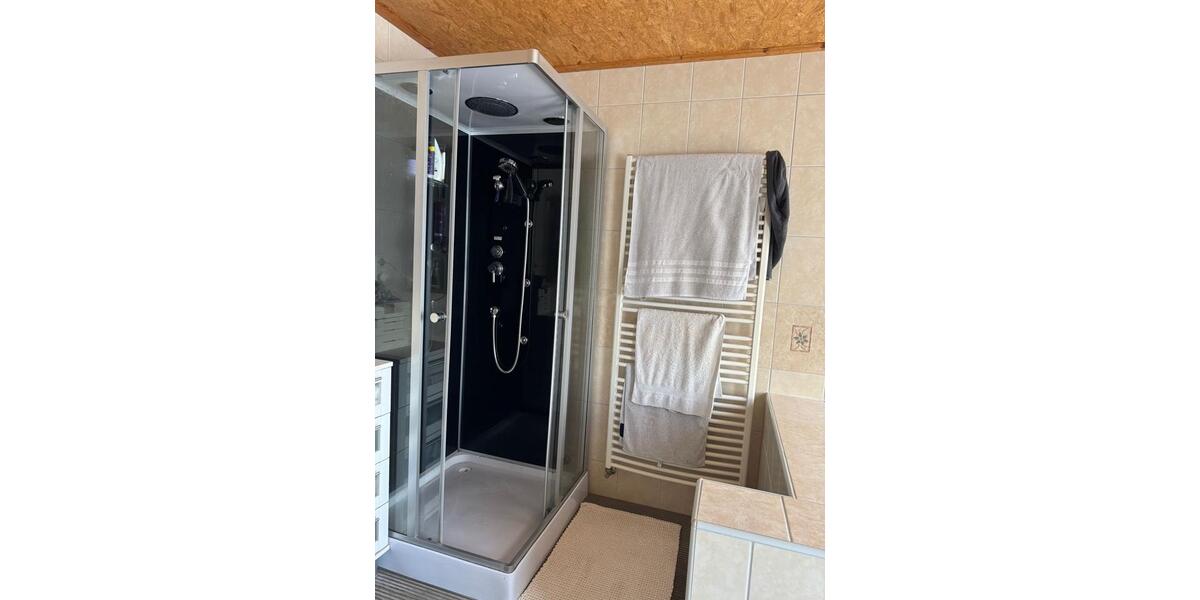 Etagenwohnung Euskirchen Dom-Esch - 3 Zimmer, 105 m&sup2;, 1.310&euro; | Angebot:25756635