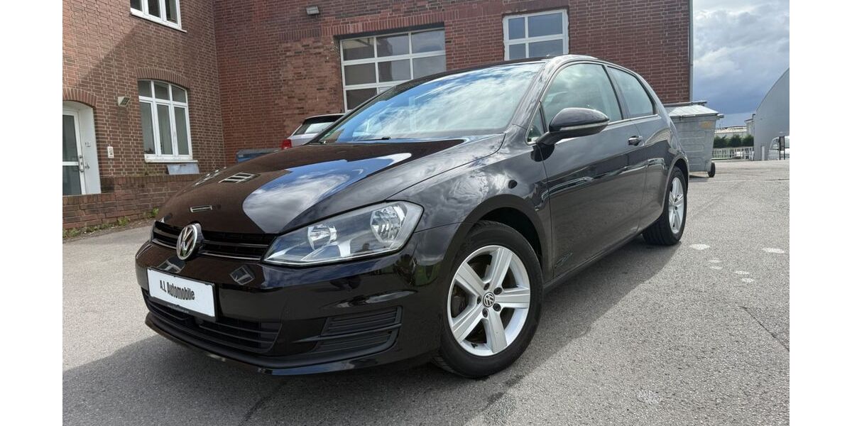 VW Golf 172.032 km 5.949 &euro; Düren 52349