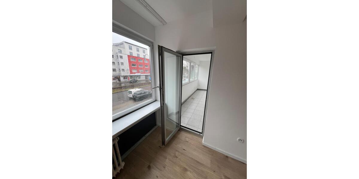 Etagenwohnung Köln Ehrenfeld - 3 Zimmer, 81 m&sup2;, 1.800&euro; | Angebot:25961236