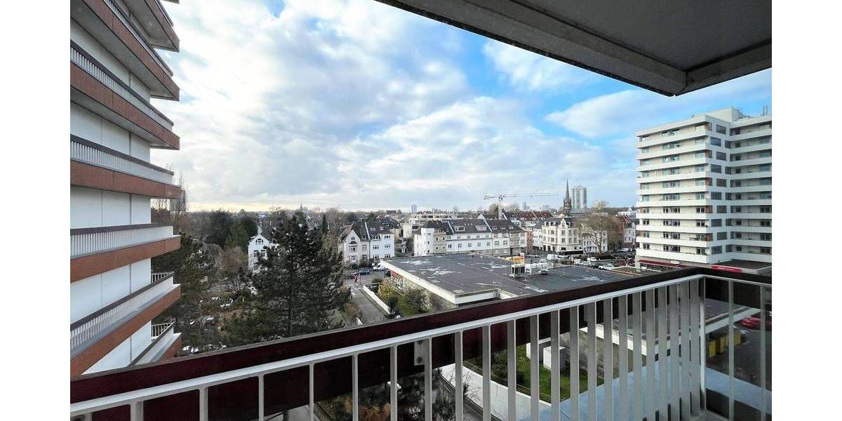 Etagenwohnung Köln Bayenthal - 4 Zimmer, 140 m&sup2;, 2.100&euro; | Angebot:26833510