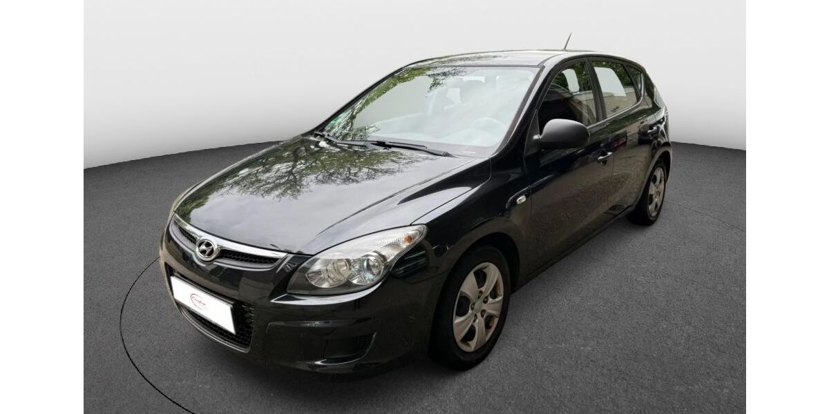 Hyundai i30 98.900 km 3.350 &euro; Hürth 50354
