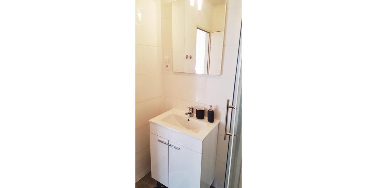 Etagenwohnung Köln Nippes - 1 Zimmer, 35 m&sup2;, 770&euro; | Angebot:25921623