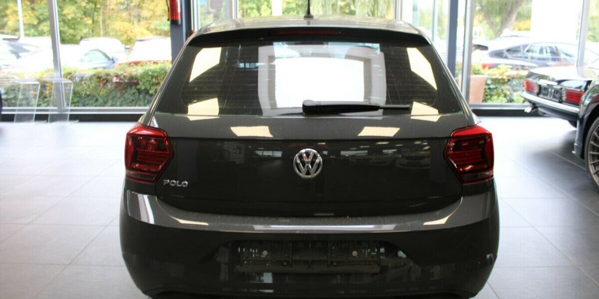 VW Polo 1.0 Trendline 77.920 km 10.980 &euro; Euskirchen 53881
