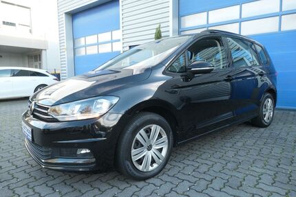VW Touran 125.419 km 17.850 &euro; Monheim 40789