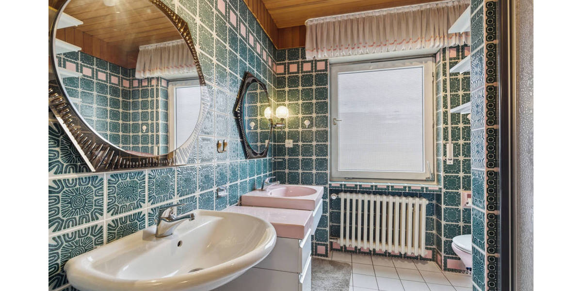 Mehrfamilienhaus, Wohnhaus Bornheim Waldorf - 8 Zimmer, 166 m&sup2;, 295.000&euro; | Angebot:26037146